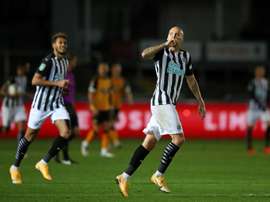 Jonjo Shelvey and Newcastle beat Newport on penalties in the Carabao Cup. AFP