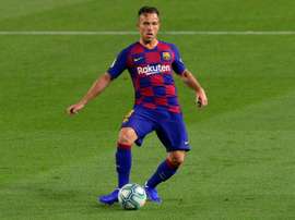 Arthur's version of events is very different from Bartomeu's. AFP