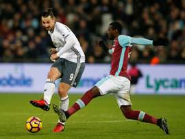 El Sevilla también sigue a Obiang. AFP