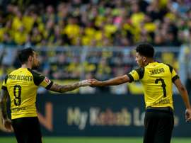 Borussia garante a liderança nos acréscimos. AFP