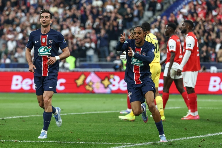 Bradley Barcola en tête de liste du Bayern pour le poste d’ailier gauche