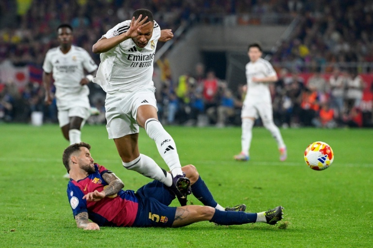 Bruised Real Madrid must stay in title fight against Celta Vigo