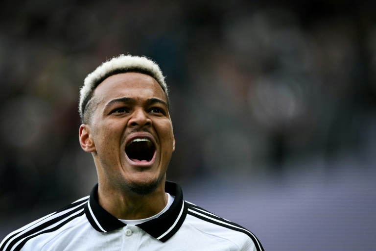 Atalanta make progress in talks to sign Fulham's Rodrigo Muniz