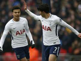 O Tottenham bateu o Huddersfield Town por 2-0. AFP