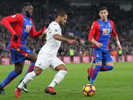 El Birmingham espera a Routledge. AFP