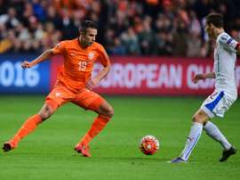 Van Persie revela bofetada de Van Gaal no Mundial de 2014. AFP