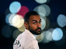 Ahmed Elmohamady se marcha al Aston Villa. AFP/Archivo