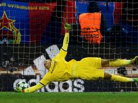 Leno estaría a un paso del Arsenal. AFP