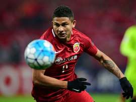 Brasileiro Elkeson passará a chamar-se Ai Jisen. AFP