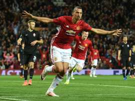 Zambrotta veut convaincre Ibra d'aller en Inde. AFP