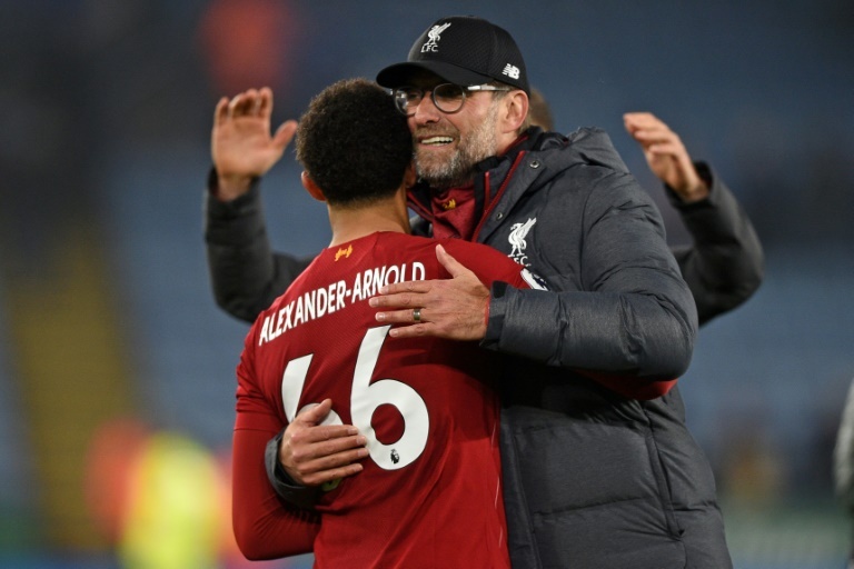 Klopp, indignado con los abucheos a TAA: Apagué la tele
