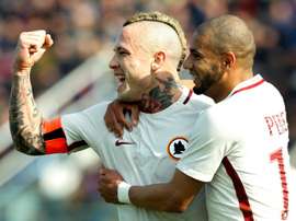Bruno Peres podría cambiar de equipo. AFP
