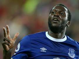 Everton bateu o Leicetser por quatro bolas a duas. AFP