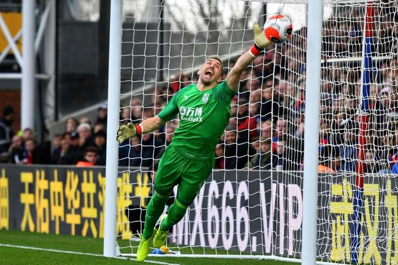 Watford S Foster Pens New Two Year Deal Besoccer