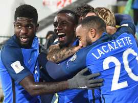 Matuidi evitó un nuevo sonrojo de 'les bleus' con un tempranero gol. AFP