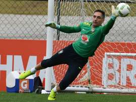 Le gardien de but brésilien Fernando Prass à lentraînement avec léquipe olympique à Teresopolis, à 90 km au nord de Rio, le 22 juillet 2016
