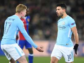 Sergio Agüero et Kevin De Bruyne lors d'un match de Manchester City. AFP