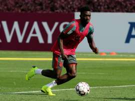 L'attaquant du Bayern Munich, Alphonso Davies, à lentraînement à Doha. AFP