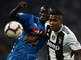 Alex Sandro intéresse la Premier League. AFP