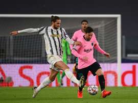Vieri loves Messi. AFP