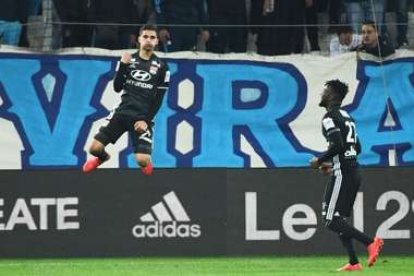 Aouar disputó 44 partidos la pasada temporada con 19 años. AFP