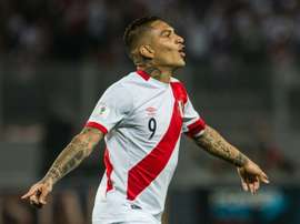 El mundo del fútbol se vuelve a ver golpeado por el dopaje. AFP