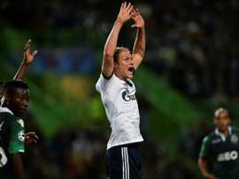 El ex del Schalke, lesionado. AFP