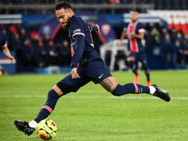Neymar sente saudades do Santos. AFP