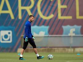 Neto demande à quitter le Barça. afp