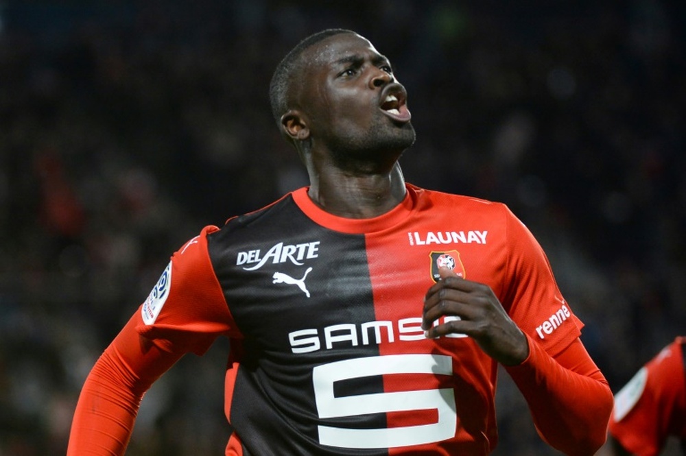 Fenerbahçe en pince pour M'baye Niang. afp