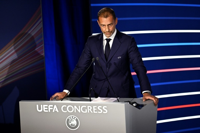 La UEFA, satisfecha por 