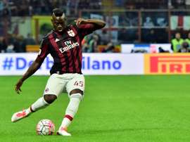 Lattaquant de lAC Milan Mario Balotelli, lors dun match de Serie A contre lInter à San Siro, le 13 septembre 2015