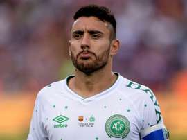 Le capitaine de Chapecoense Alan Ruschel en amical face au Barça. AFP