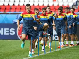 Les Roumains à l'entraînement, le 14 juin 2016 au Parc des Princes