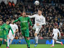 Jovic e Mariano, sem espaço no Real Madrid. AFP