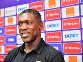 Le sélectionneur du Cameroun Clarence Seedorf en conférence de presse. AFP