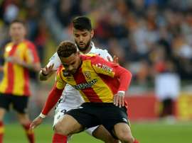 Le défenseur de Lens Kenny Lala lors d'un match contre Metz, le 13 mai 2016 au stade Bollaert. AFP