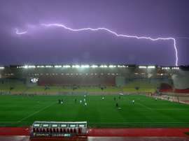 Orage et pluie au dessus du Stade Louis II à Monaco. AFP
