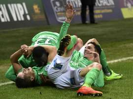 La joie des joueurs de Saint-Etienne après le but de Romain Hamouma face à Lyon. AFP