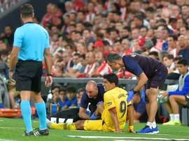 Impossible de jouer contre le Betis pour Suarez. AFP