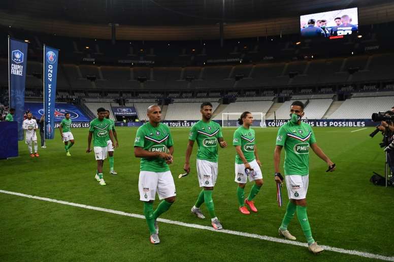 Les Compos Probables Du Match De Ligue 1 Entre Saint Etienne Et Strasbourg Besoccer