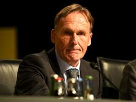 Hans-Joachim Watzke réagit au danger. AFP