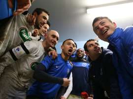 Les joueurs de Granville fêtent leur qualification pour les quarts de la Coupe de France. AFP