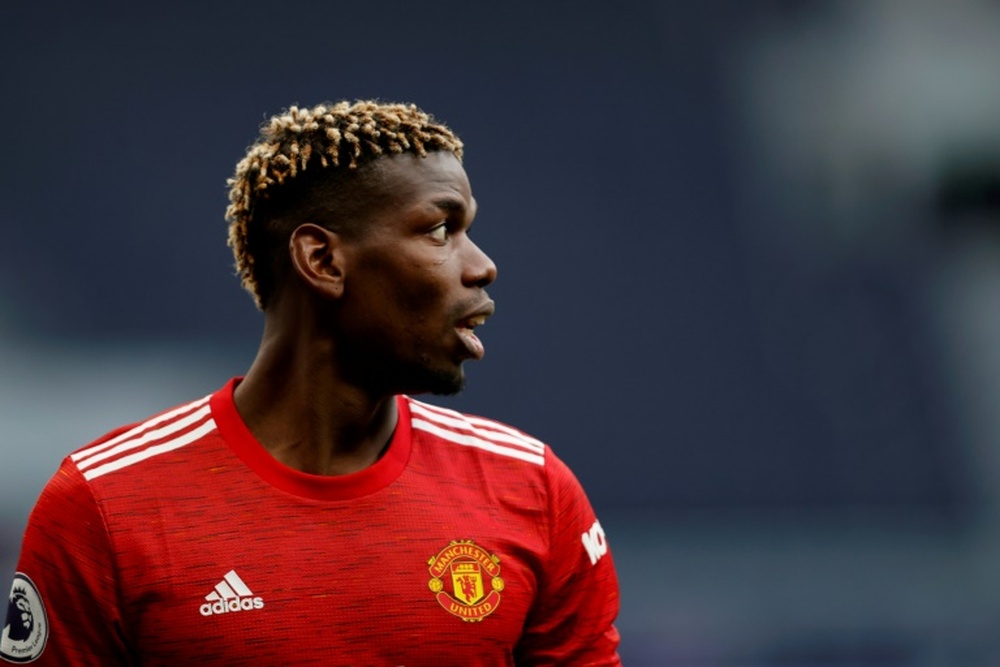 Pogba habló con Varane. AFP