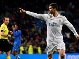 Com dois golos de CR7, o Real Madrid bateu o Getafe por 3-1. AFP