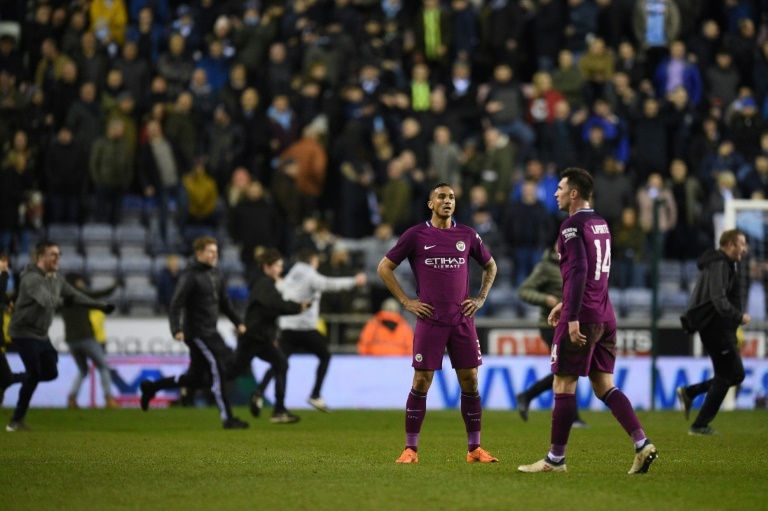 Manchester City festeja en campo del Stocke Manchester City festeja en campo del Stocke