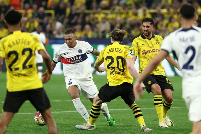 Le PSG s'incline à Dortmund mais garde l'espoir de rallier la finale
