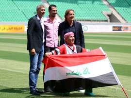 Les anciens footballeurs argentin Crespo (g), irakien Mahmoud (c) et espagnol Salgado. AFP