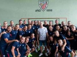 Les joueurs de l'Athletic Bilbao la tête rasée pour soutenir Yeray Alvarez, atteint d'un cancer. AFP