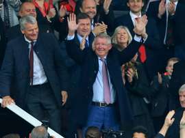 Ferguson voltará ao banco de Old Trafford. AFP